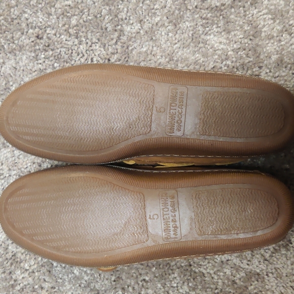 Minnetonka shoes women - Picture 3 of 6